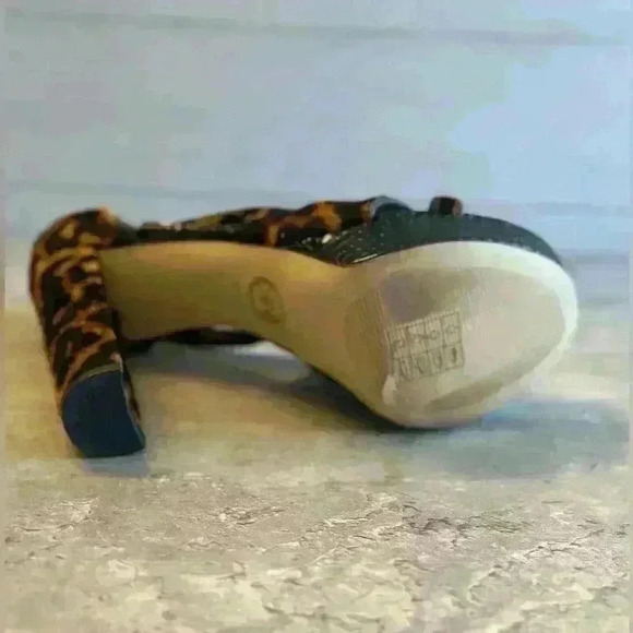 Michael‎ Kors Evie Calf Hair Leopard Print Platform Size 6.5 - Picture 9 of 11